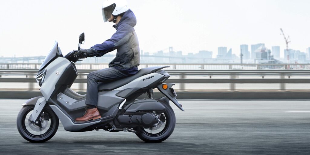 YAMAHA NMAX